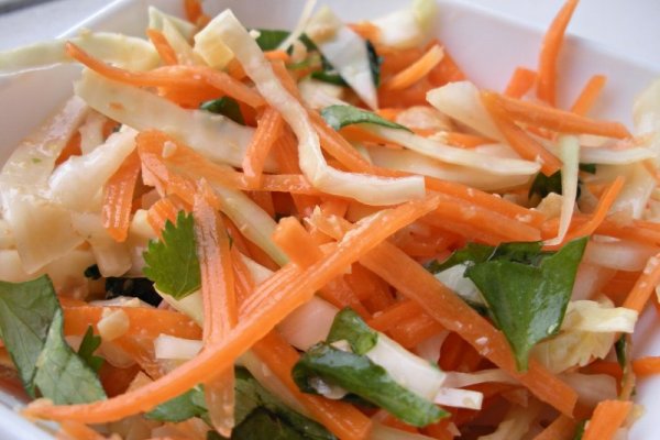 Salata de morcovi si telina
