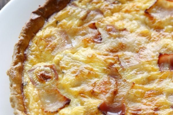 Quiche Lorraine cu aluat de foietaj