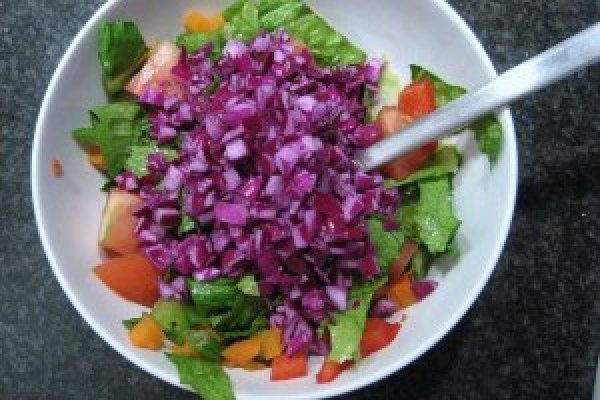 Salata de varza rosie si mere