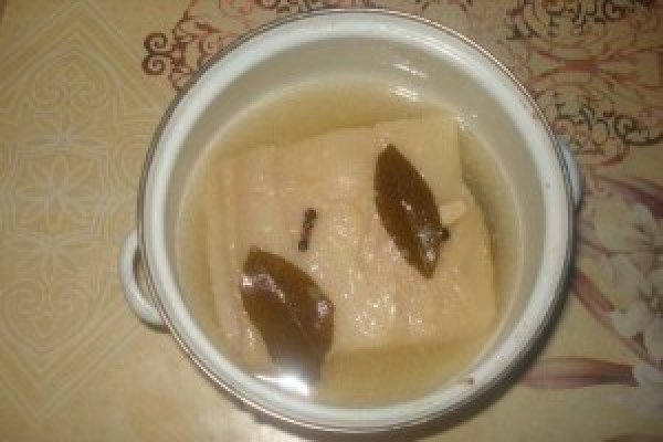 Slanina fiarta in zeama de varza