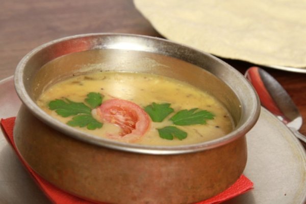 Supa de fasole verde cu usturoi