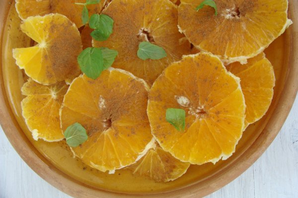 Salata de portocale cu scortisoara si menta