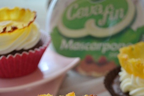 Muffins cu ananas si mascarpone