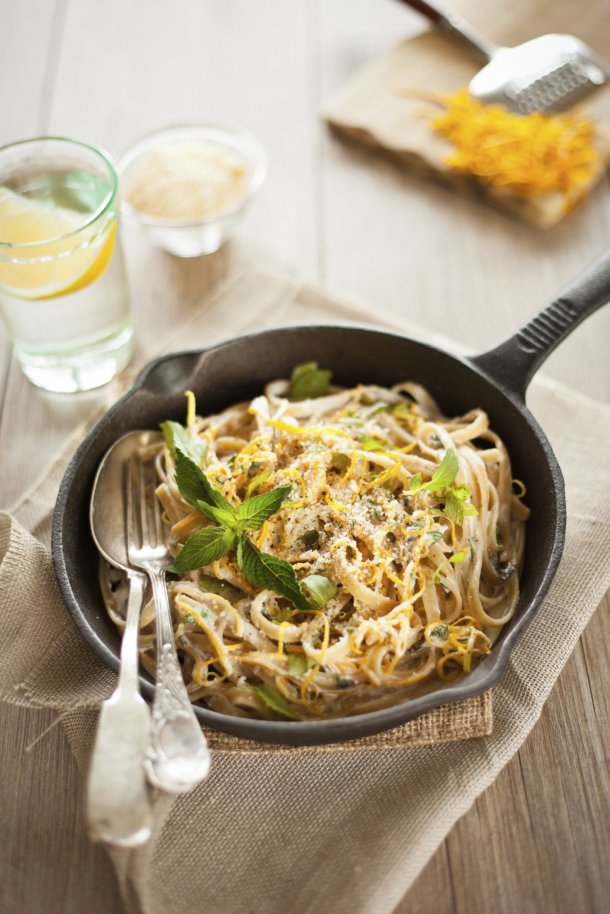 Pasta Primavera (Jamie Oliver) Paste si pizza Culinar.RO