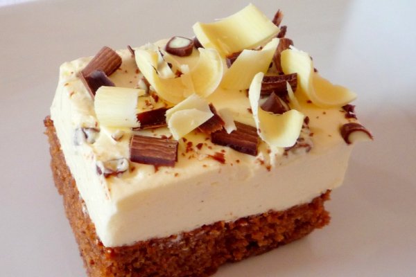 Brownie cu crema de mascarpone