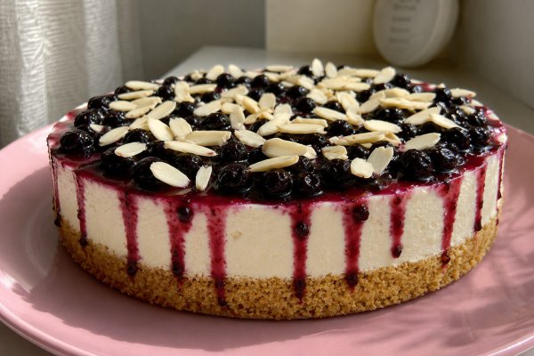 Cheesecake cu menta si afine