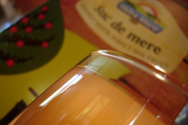 De ce este sucul de mere benefic pentru sanatate?