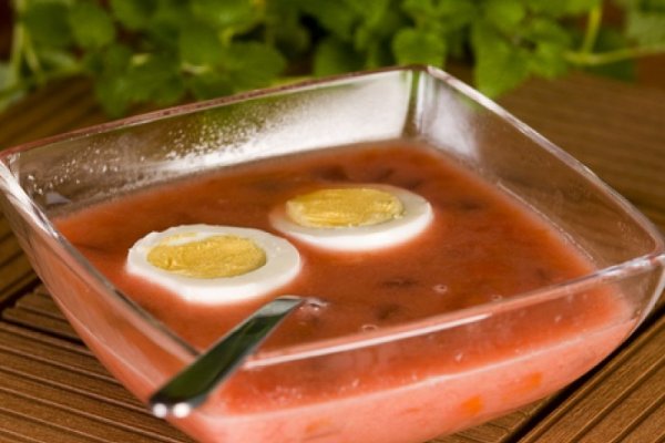 Supa de rosii cu oua
