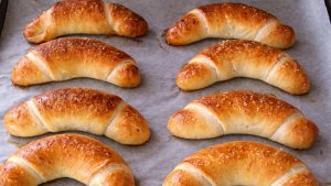 Cornuri de brutar