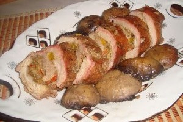 Pulpa de porc umpluta