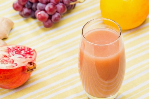 Detox cu struguri, grepfruit si rodie