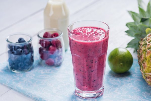 Smoothie cu fructe de padure