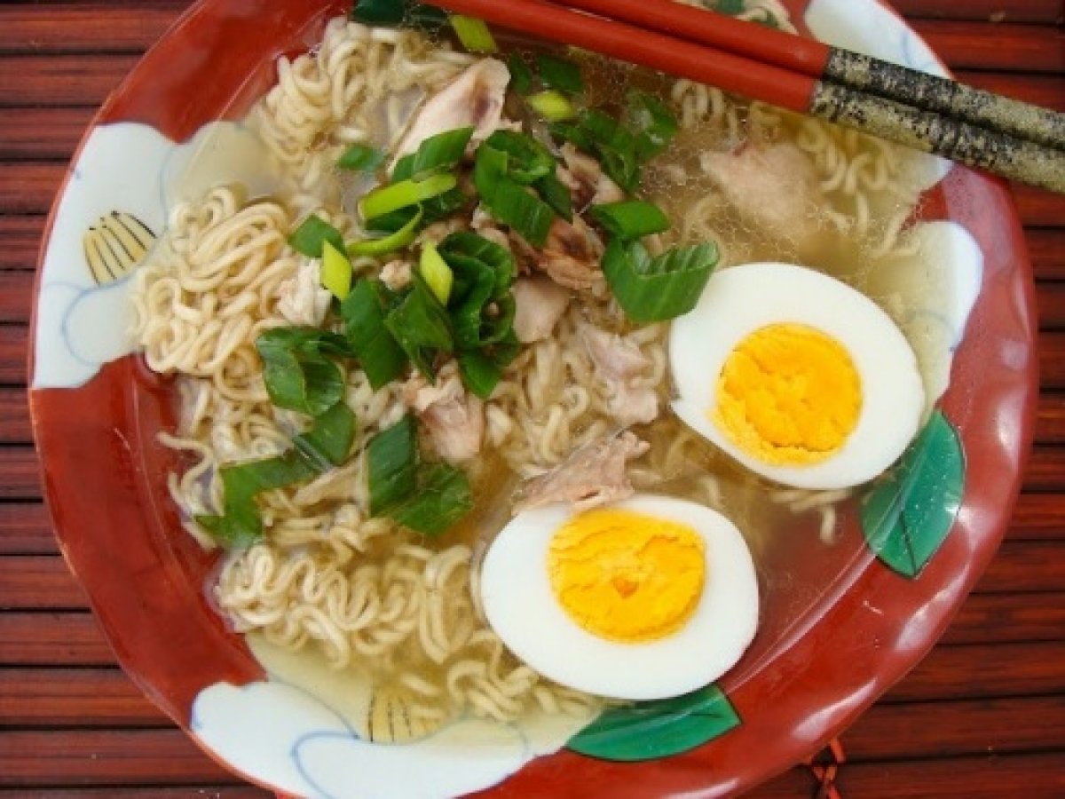 Cum se face cea mai hranitoare supa din lume - supa Ramen | Sfaturi ...