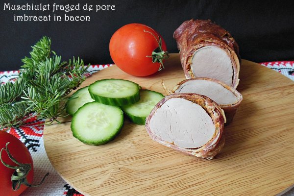 Muschiulet fraged de porc imbracat in bacon