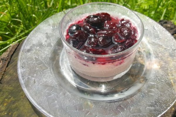 Panna cotta cu cirese