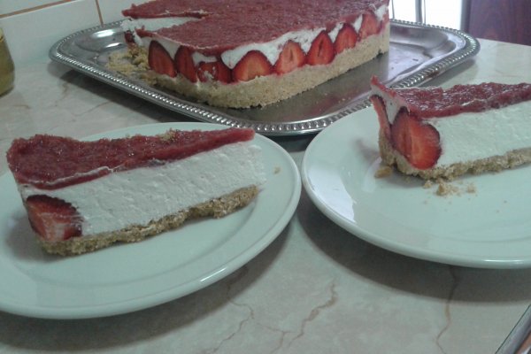 Cheesecake cu capsuni