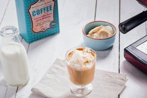 Prima Latte Cappuccino cu inghetata de caramel