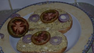 Salata de ciuperci, hulughite