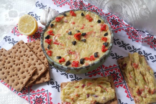 Salata de dovlecei cu ardei copt