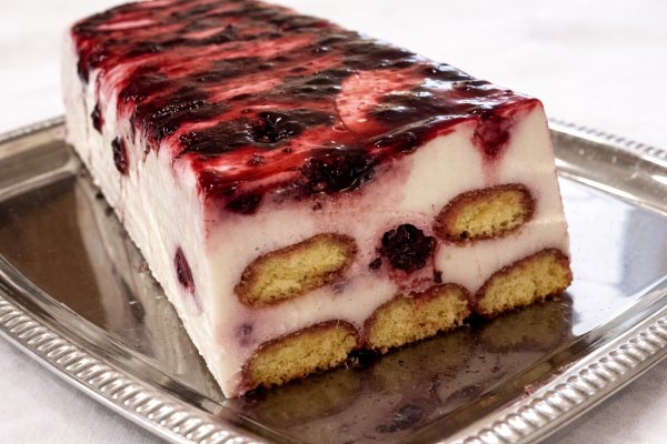 Desert cu fructe de padure