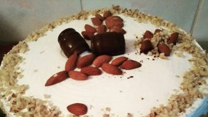 Tort cu blat de morcovi