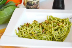 Spaghete cu pesto de leurda