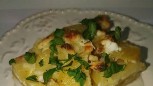 Cartofi gratinati