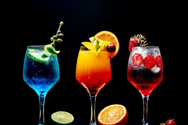 5 cocktailuri cu bauturi alcoolice perfecte pentru vara
