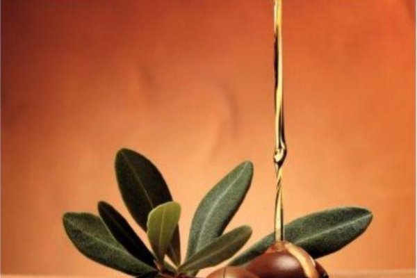 Uleiul de argan: relația dintre cosmetologie și culinărie