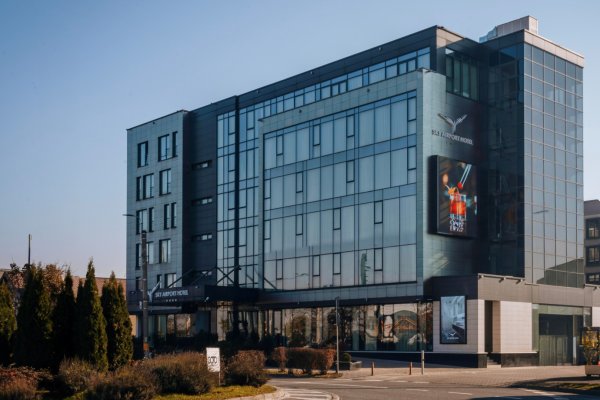 Sky Airport Hotel din Cluj: confort și relaxare la doar câțiva pași de aeroport